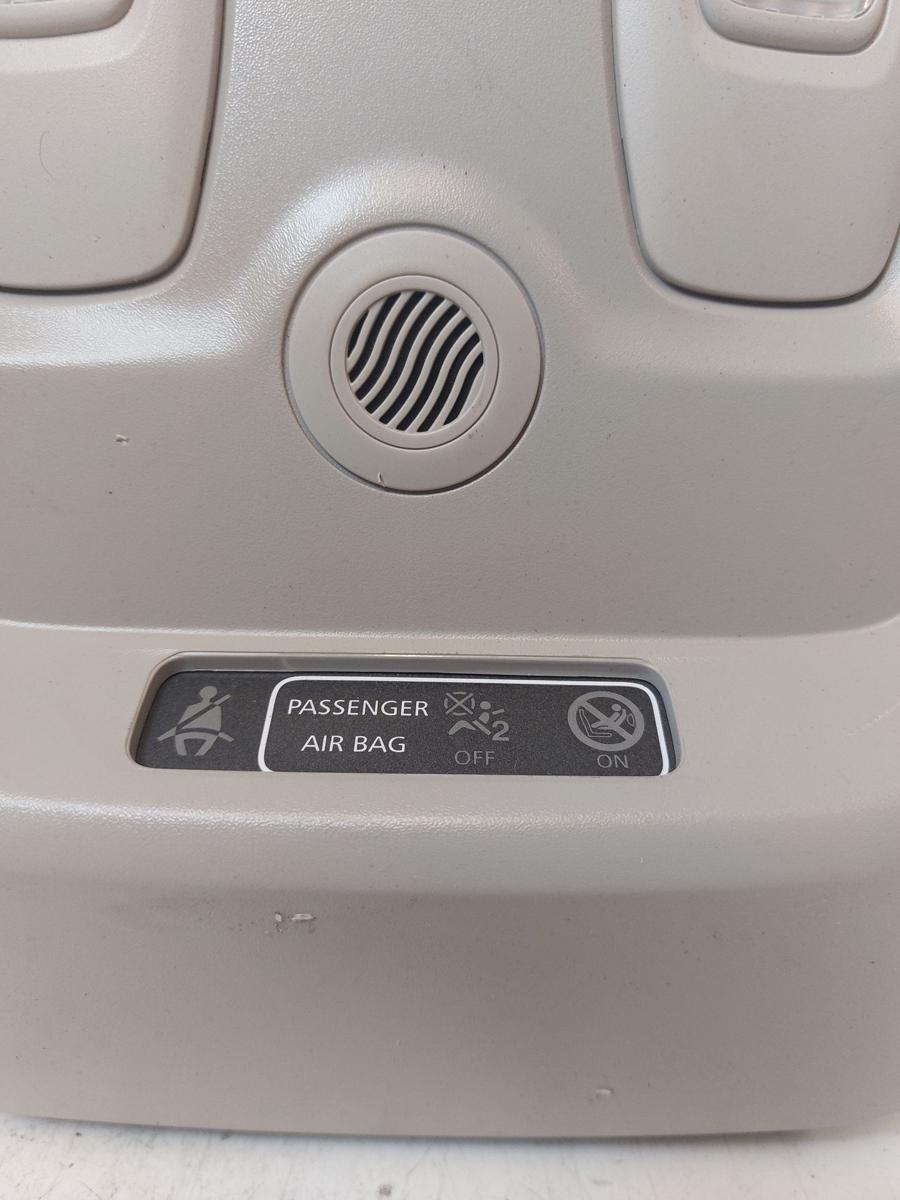 Renault Clio IV X98 TCe90 Innenleuchte vorn Leseleuchte Dachleuchte