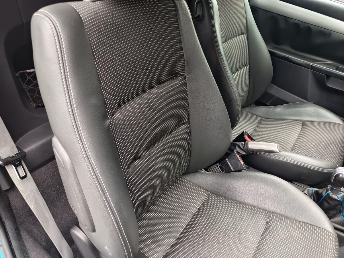 Opel Tigra Twintop original Beifahrersitz rechts Leder/Stoff Bj 2007