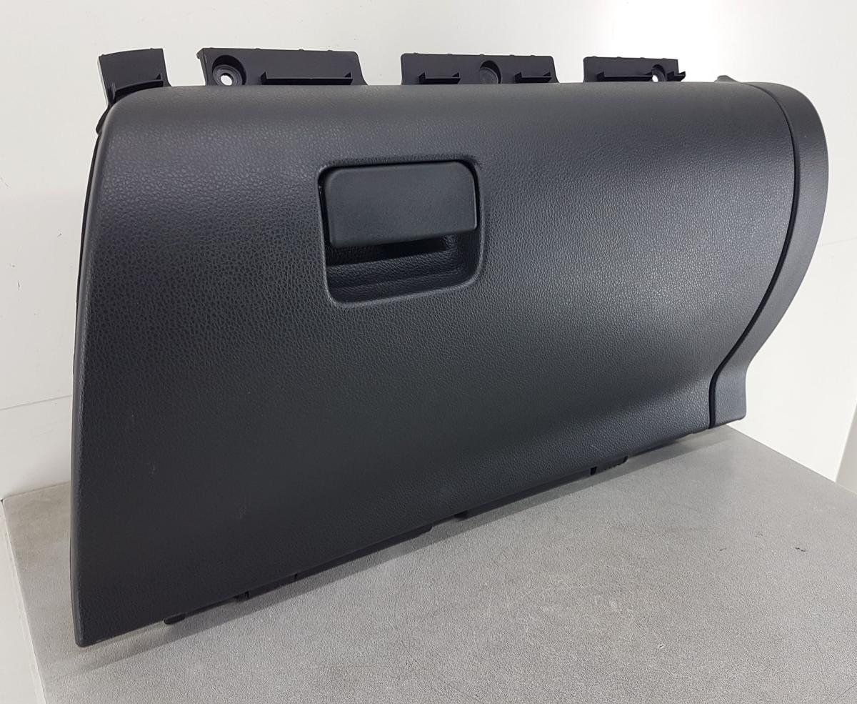 Mitsubishi Eclipse Cross Handschuhfach Handschuhkasten in schwarz Bj23 8006A602