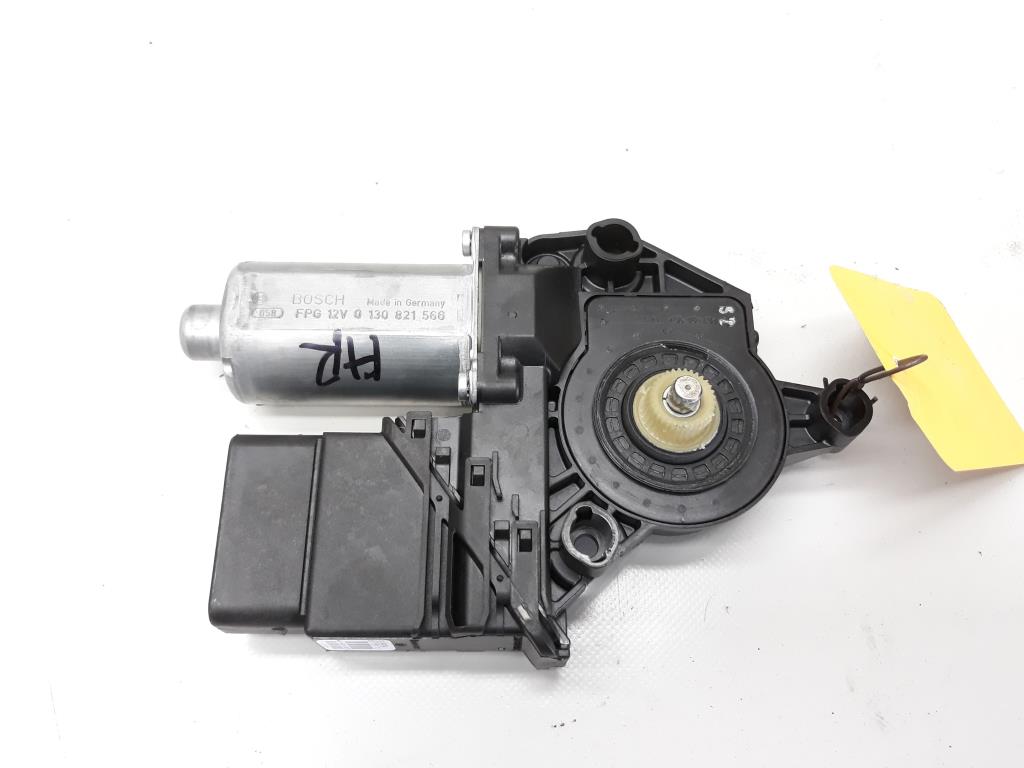 VW Touran 1T3 5K0959704A Fensterhebermotor Tür rechts hinten LB9A BJ2010