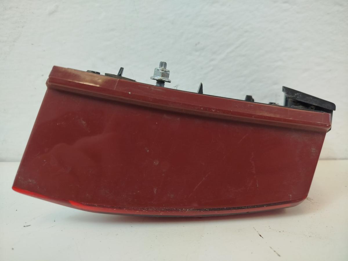 Fiat Tipo Typ 356 R&uuml;ckleuchte links Innenteil Heckklappe Stufenheck Heckleuchte