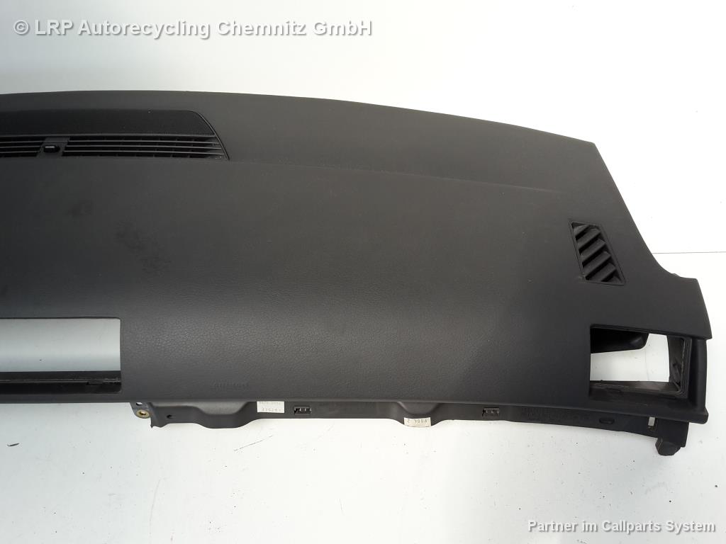 Audi A4 8E B6 BJ 2002 Armaturenbrett Armaturentafel 8E0819655