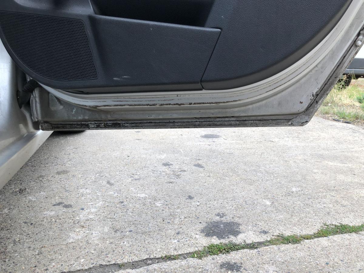 Opel Astra H Caravan T&uuml;r hinten rechts Fondt&uuml;r Kombi im Rohbau 2AU Starsilber