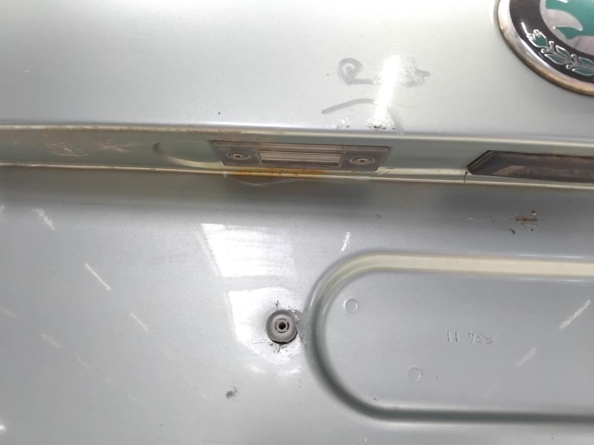 Skoda Fabia 2 5J Facelift Heckklappe arctic green mit Heckscheibe Bj.2011