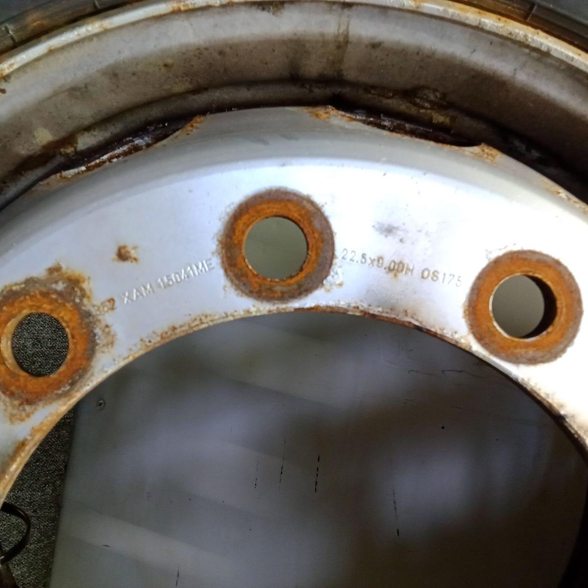 2 Komplettr&auml;der Reifen Lenkachse 315/70R22.5 Dunlop SP346+ M&S aus 2022