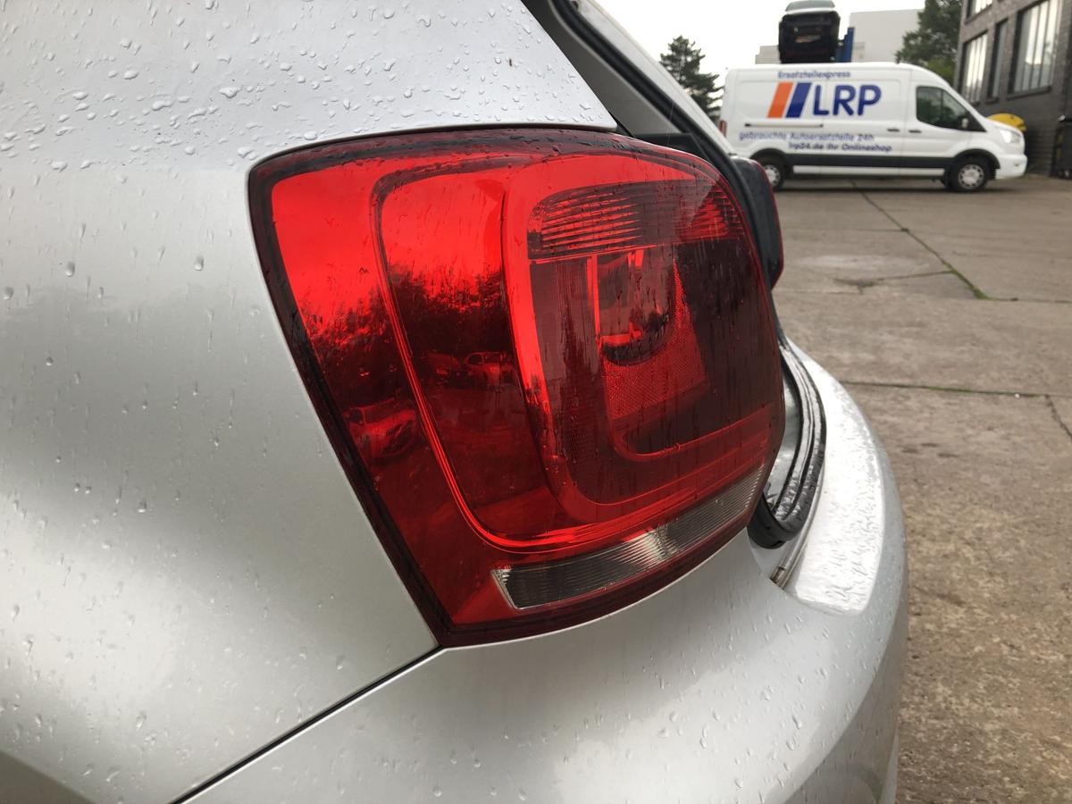 VW Polo 6R Rückleuchte Rücklicht Heckleuchte links Schlussleuchte