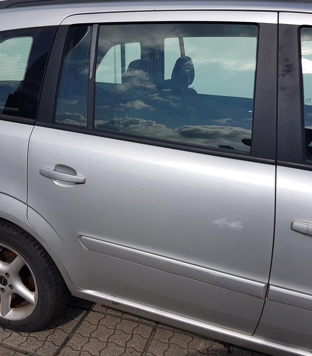 Opel Zafira B T&uuml;r hinten rechts in 2AU Starsilber III Bj2006