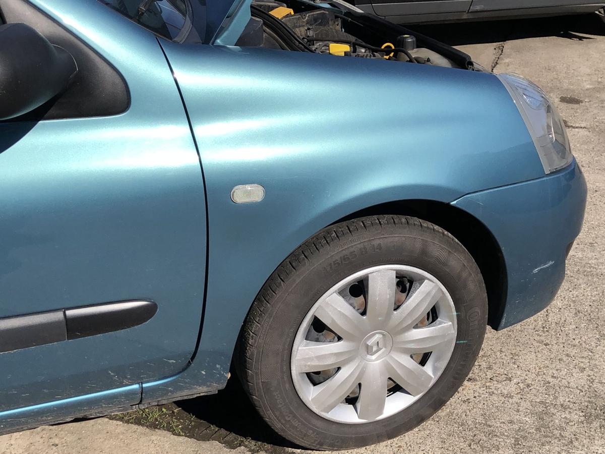 Renault Clio 2 Campus Kotfl&uuml;gel vorn rechts Beifahrerseite TEF47 Blau Cyclade