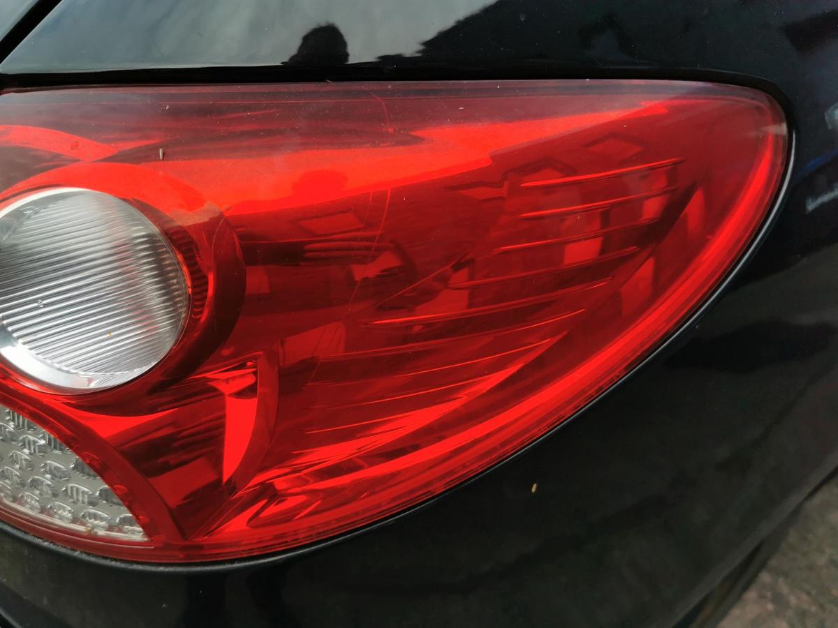 Peugeot 206+ 2M Rückleuchte Schlussleuchte Rücklicht Schlusslicht hinten rechts