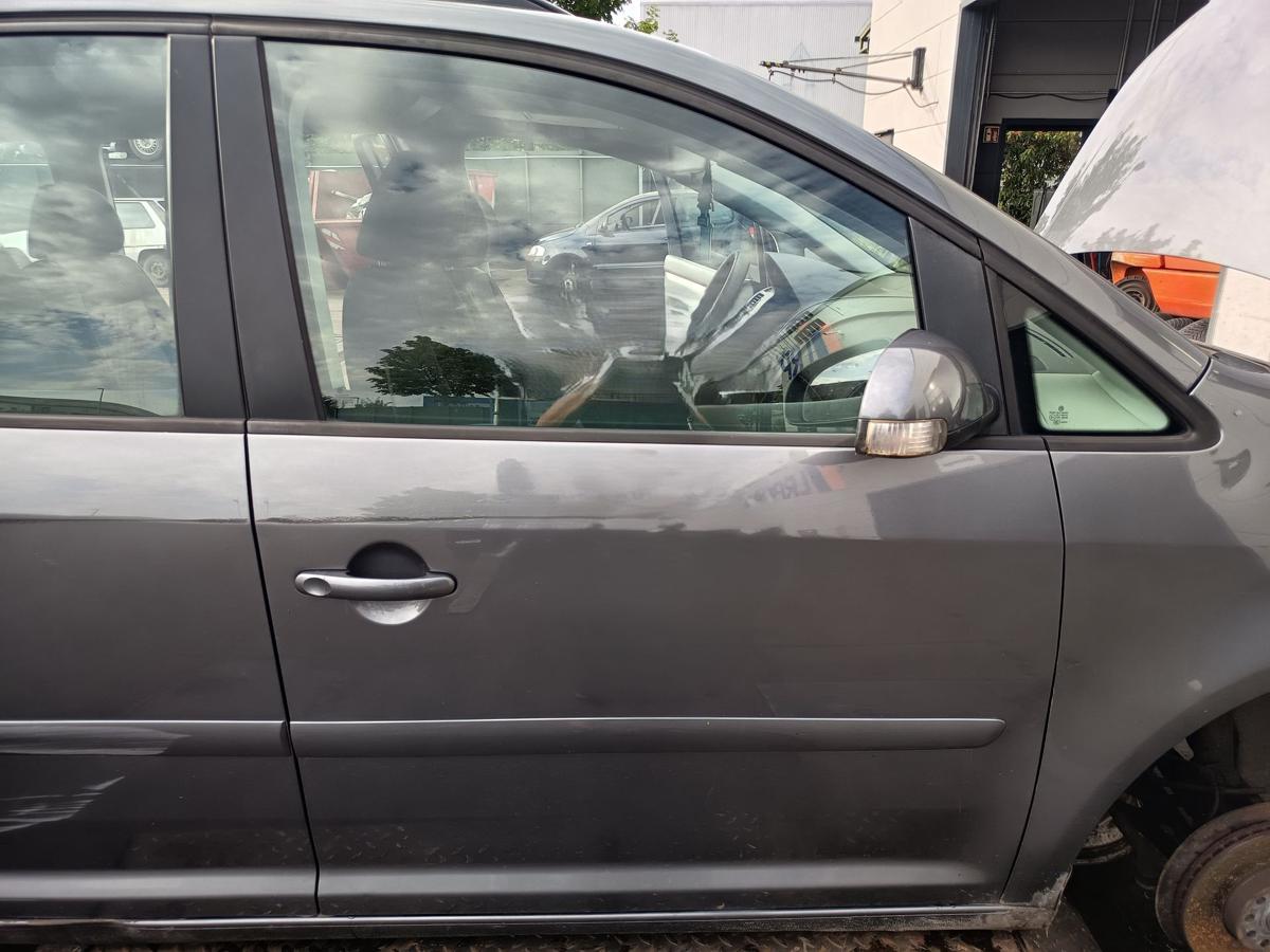 VW Touran 1T original T&uuml;r vorn rechts Beifahrer Rohbau D7X Platingrau Bj 2006