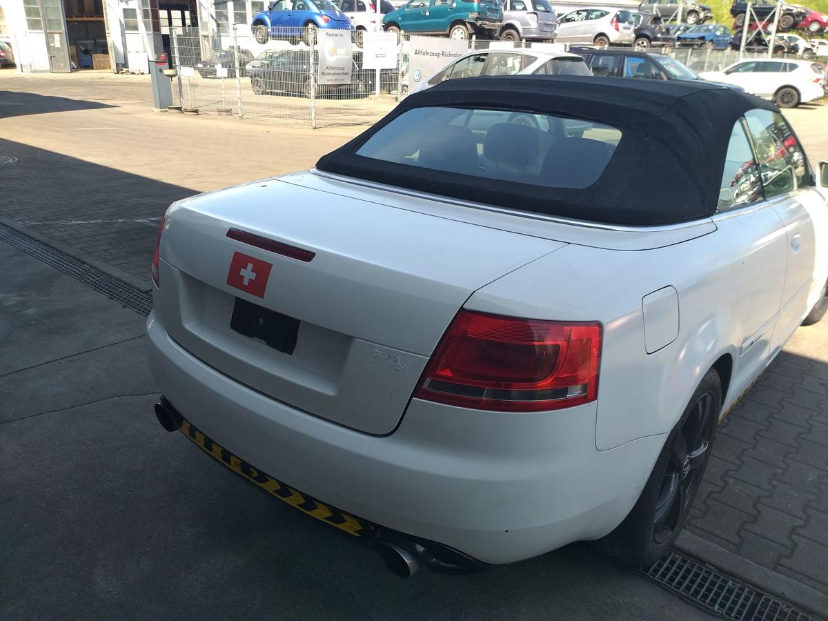 Audi A4 Cabriolet 8H original Heckklappe Lichtsilber LY7W wurde Weiß foliert Bj.2002