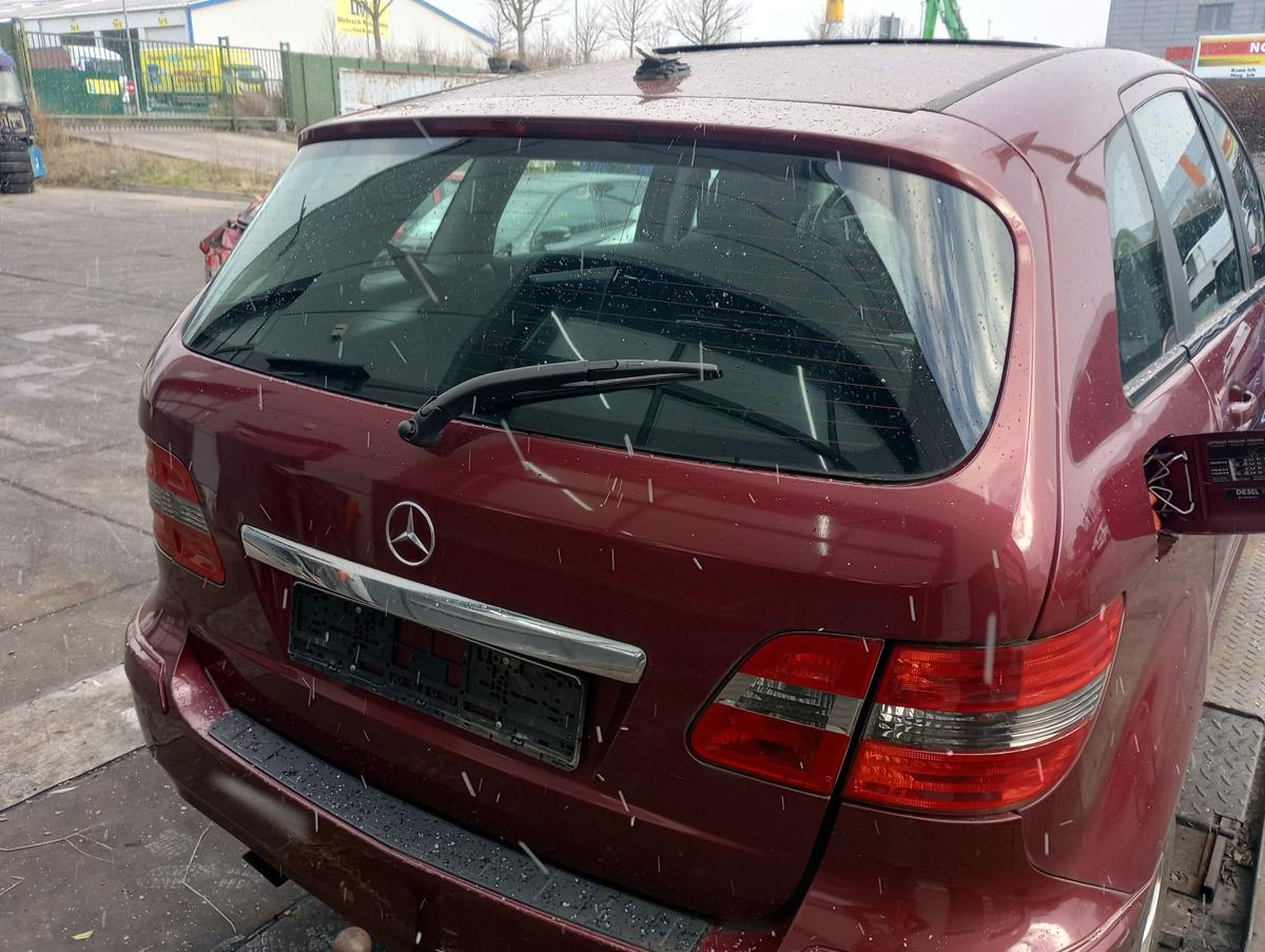 Mercedes B-Klasse W245 orig Heckklappe mit Scheibe Kofferraum 597 Rot Bj 2009