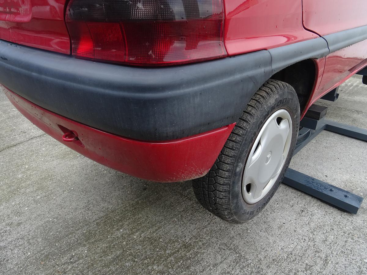 Citroen Saxo original Stoßstange Stossfänger hinten Rot