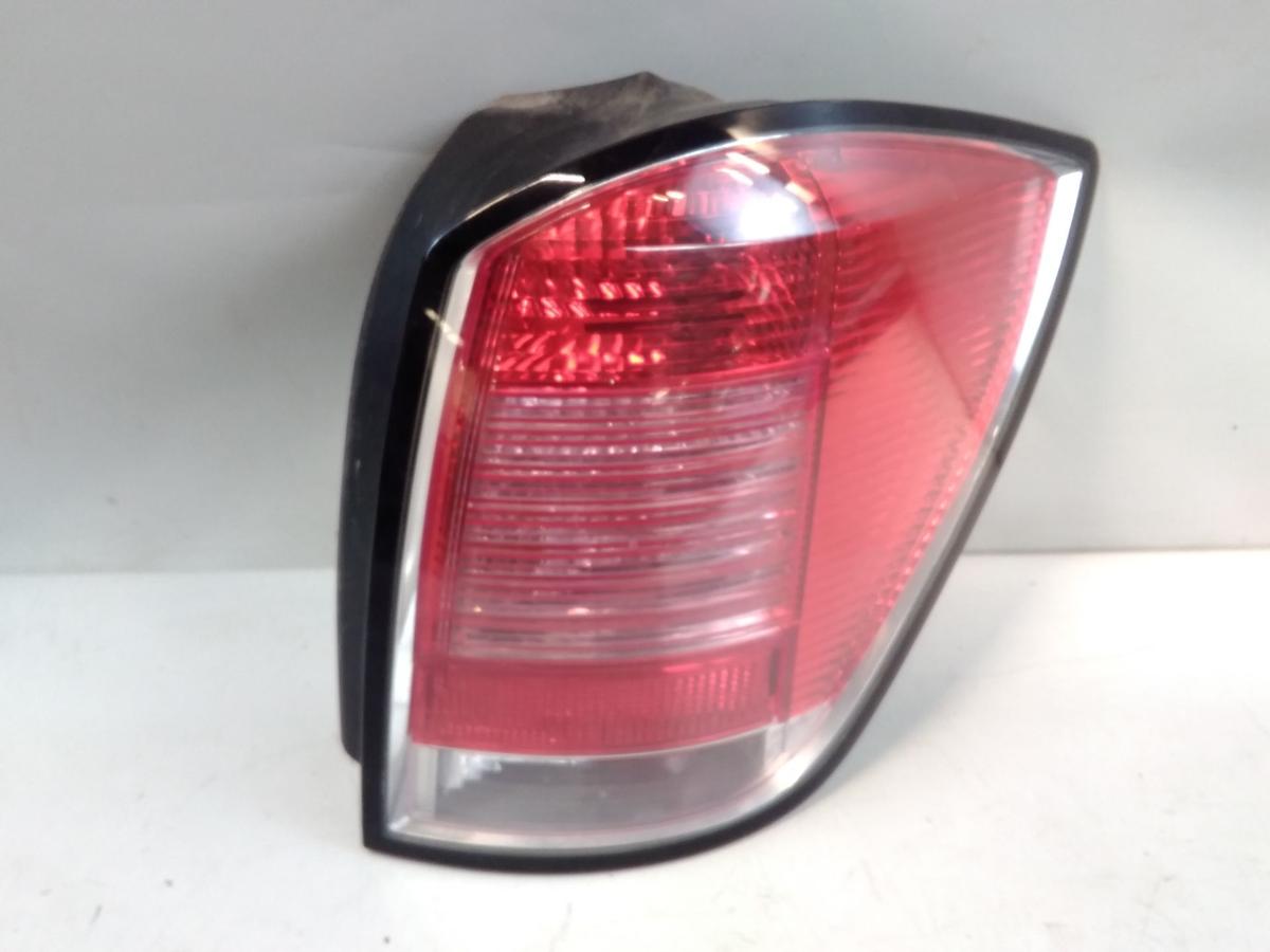 Opel Astra H Kombi Caravan original R&uuml;ckleuchte Heckleuchte rechts Bj.2005