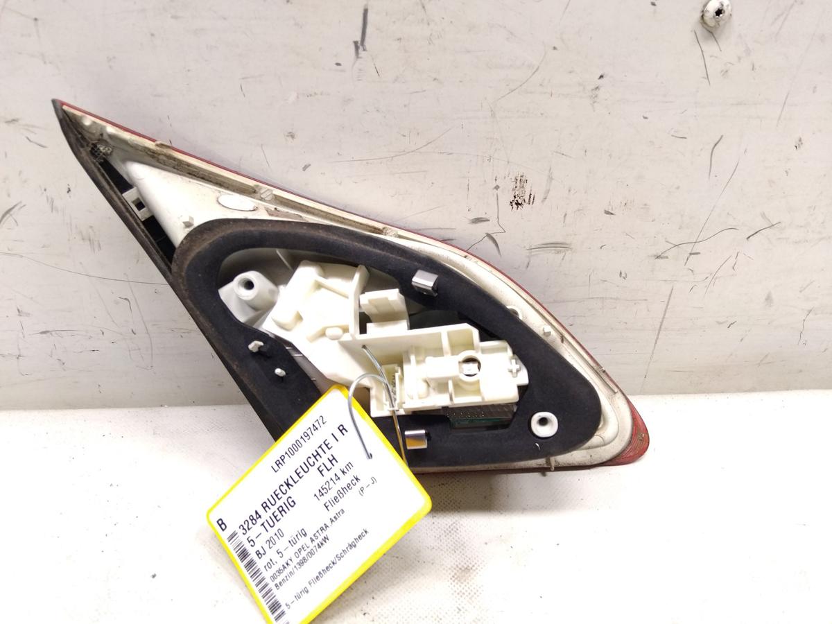 Opel Astra J Flie&szlig;heck orig.R&uuml;ckleuchte Heckleuchte innen rechts 5-t&uuml;rig BJ2010