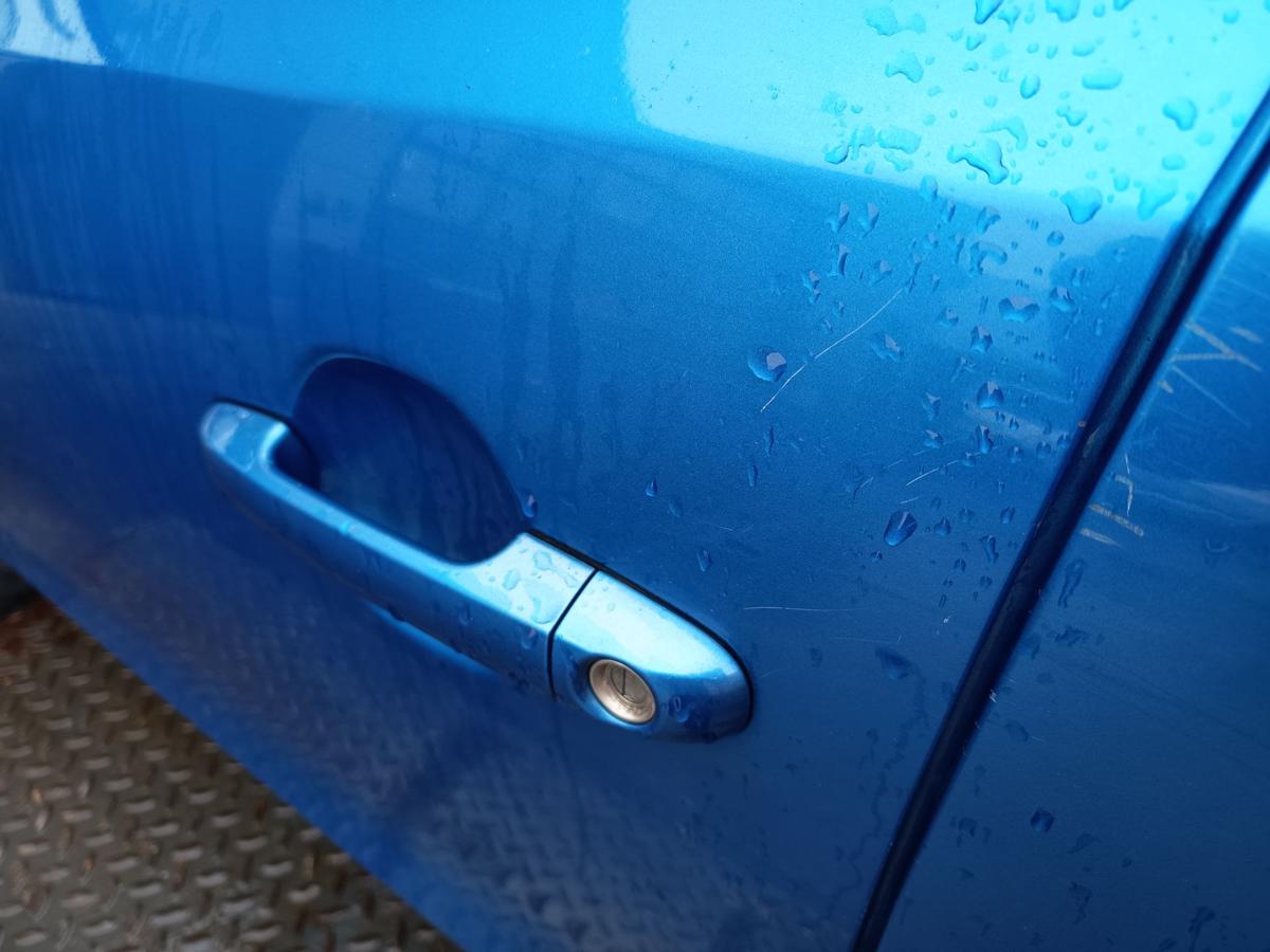 Hyundai i30cw FD original T&uuml;r vorn links Fahrer BV Vivid blue Bj 2010