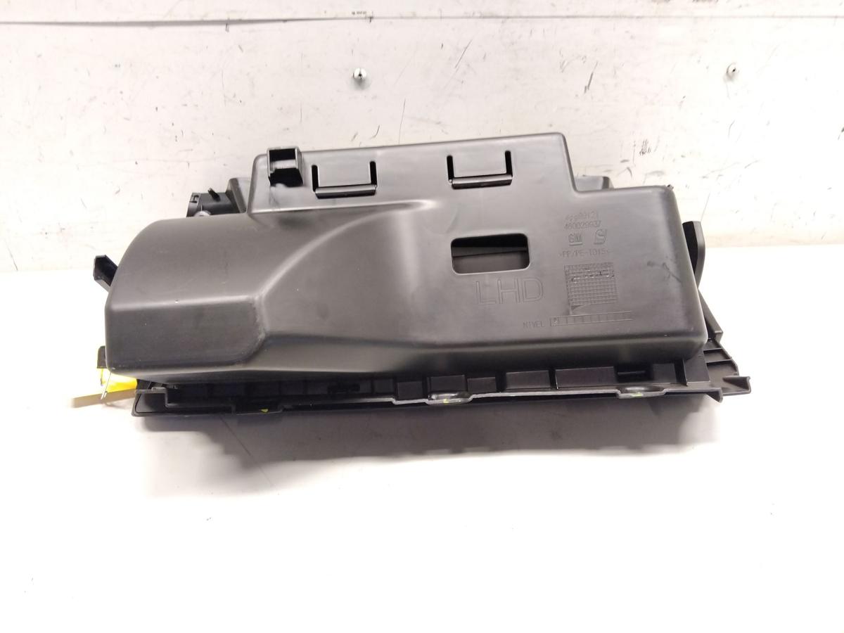 Opel Meriva B original Handschuhfach Handschuhkasten Bj.2012