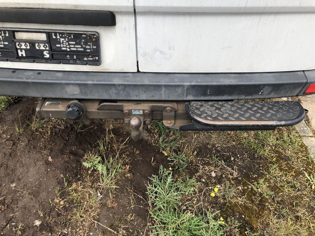 Mercedes Sprinter W906 Anhängerkupplung AHK mit Trittstufe Zugvorrichtung