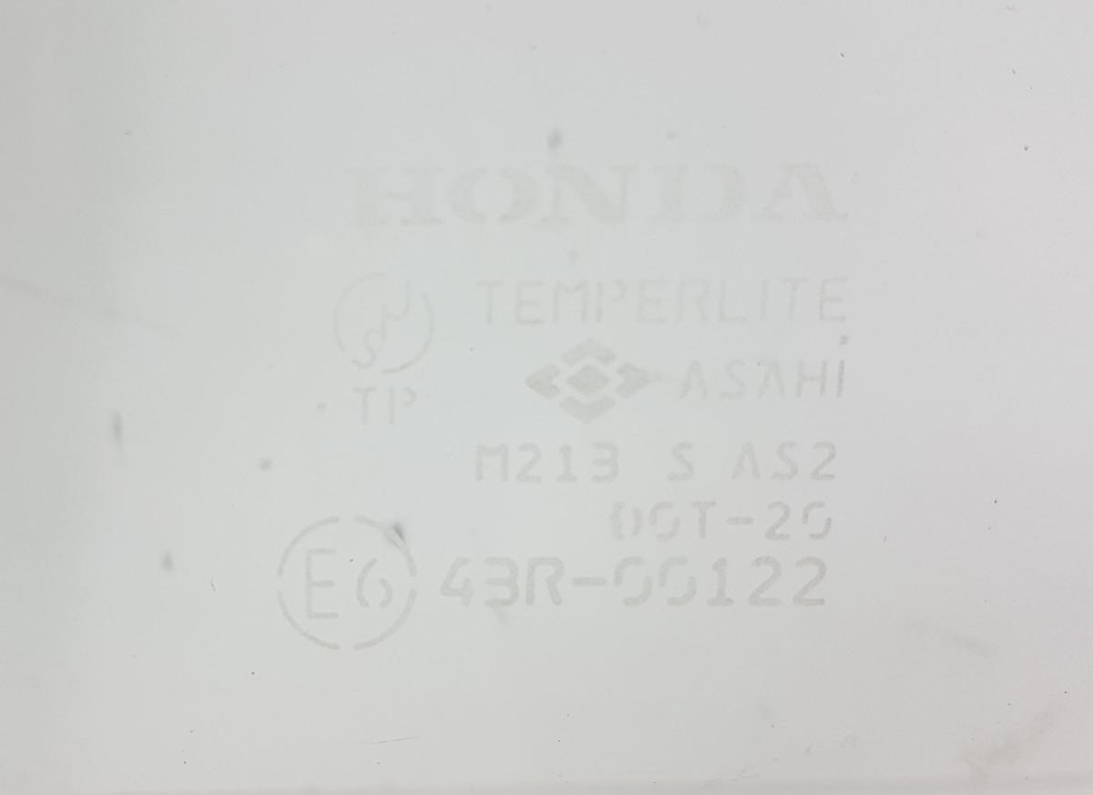 Honda Jazz Türscheibe hinten links in grüncolor Bj2004