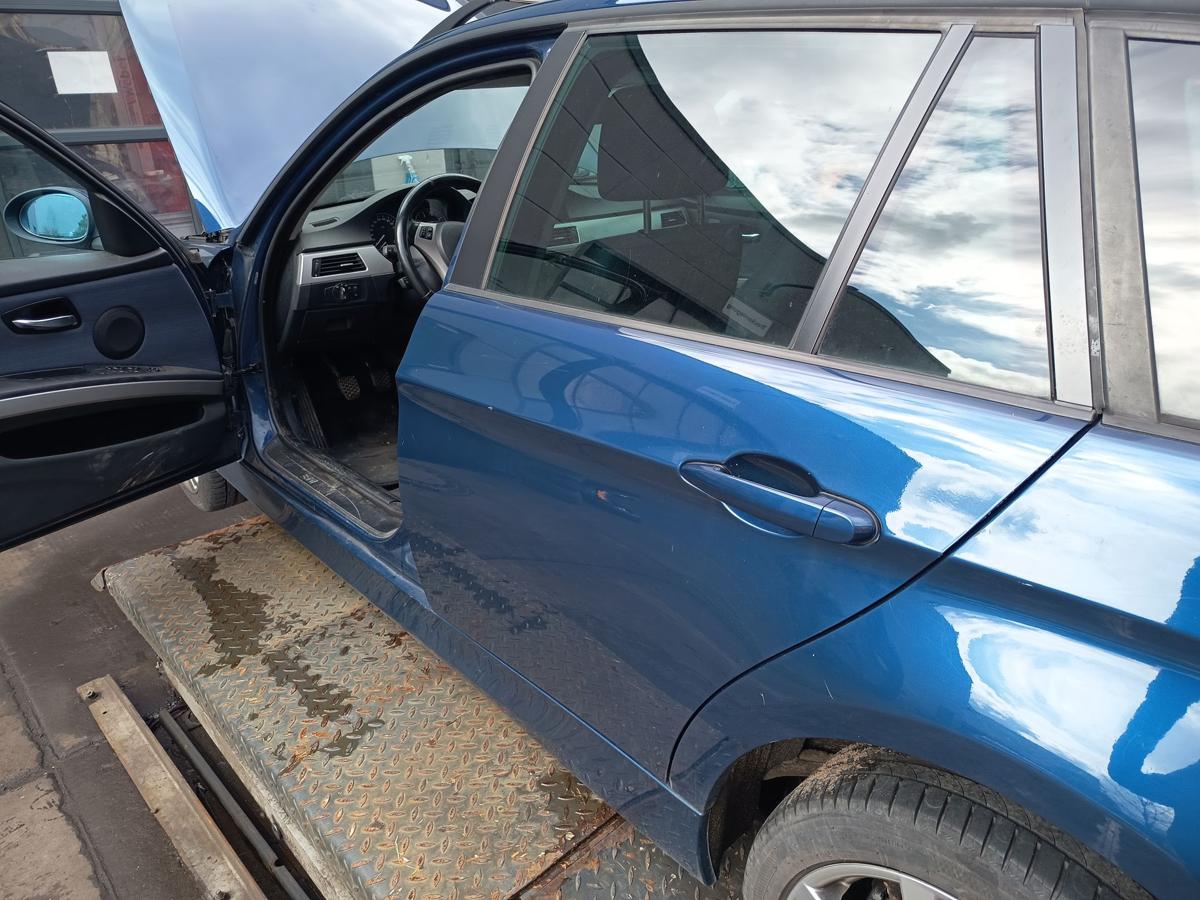 BMW 3er E91 Touring original T&uuml;r hinten links Fond Roh Rost A07 Mysticblau Bj 06