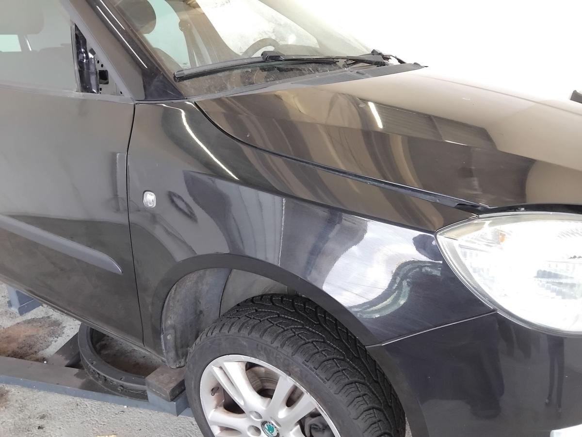 Skoda Roomster 5J original Kotfl&uuml;gel vorn rechts LF9R Blackmagicmetallic BJ2008