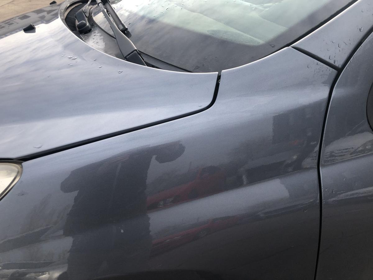 Peugeot 207 SW Typ WE Kotfl&uuml;gel vorn links Fahrerseite Delle Knick KTH grau