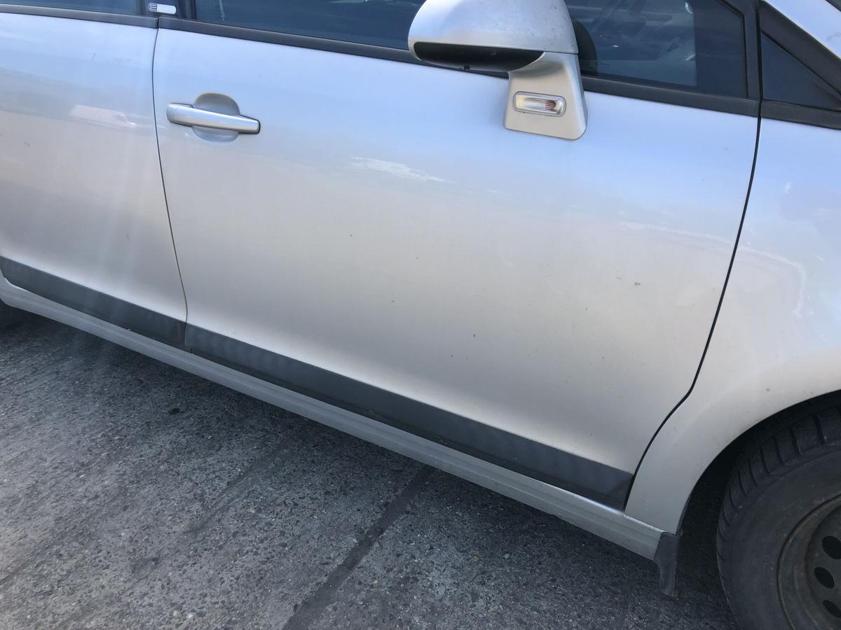 Citroen C4 Typ L T&uuml;r vorn rechts Beifahrert&uuml;r Rohbau 5 t&uuml;rig EZR Aluminium Grau