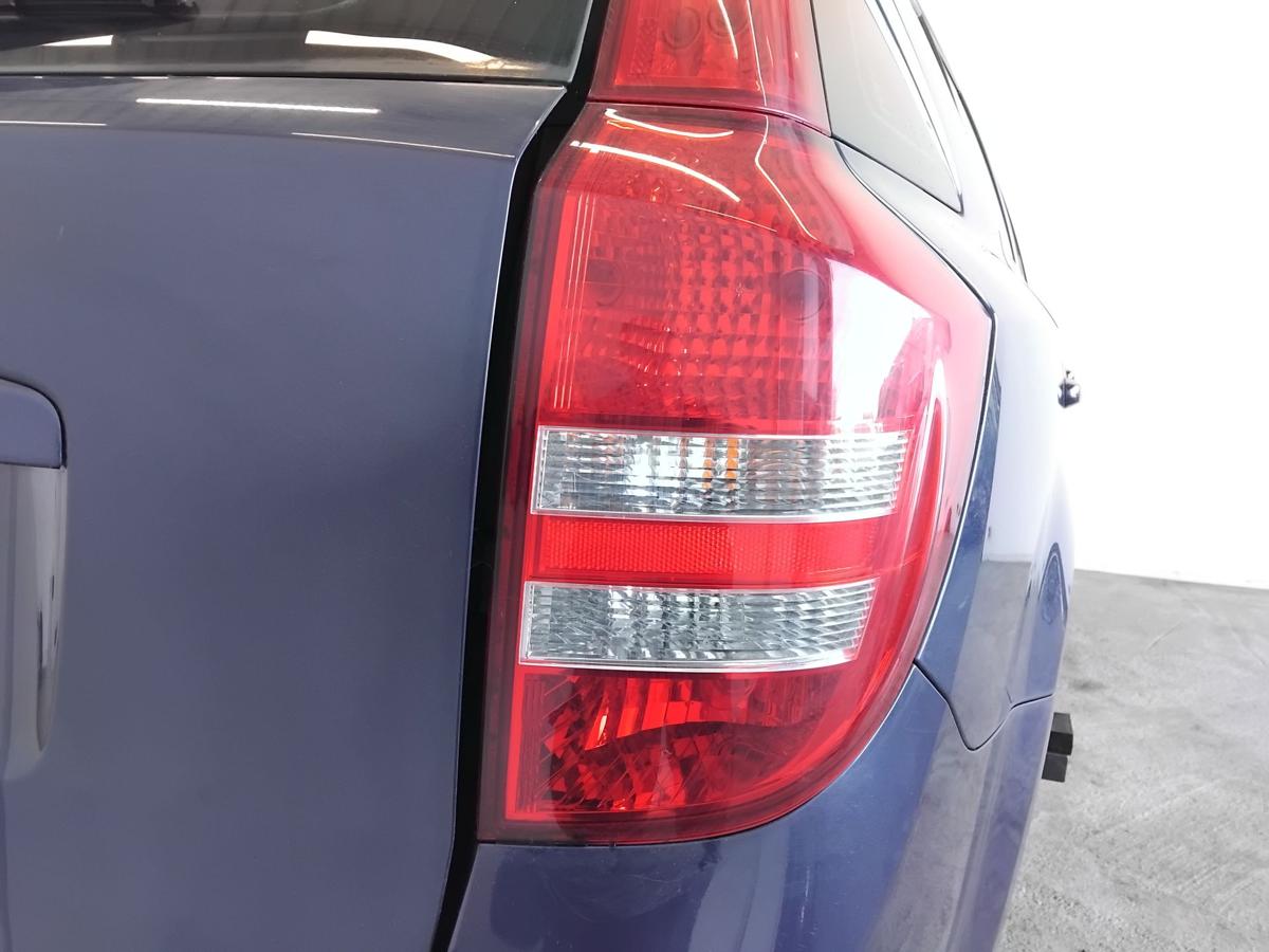 Kia Ceed Kombi ED SW original R&uuml;ckleuchte Schlussleuchte rechts unten BJ2008