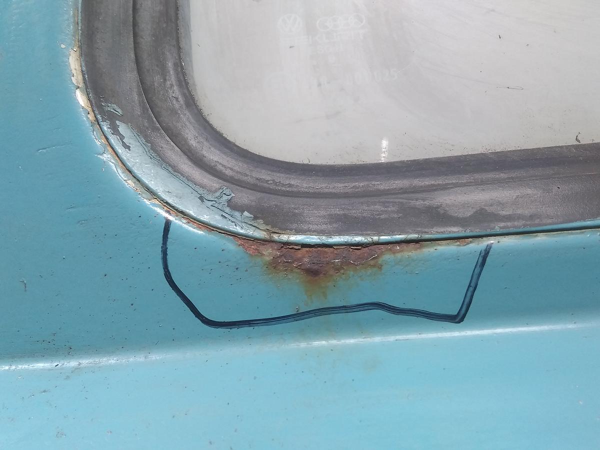 VW T3 Doka Tür hinten rechts Kabinentür Bj.1989 mit Mängeln
