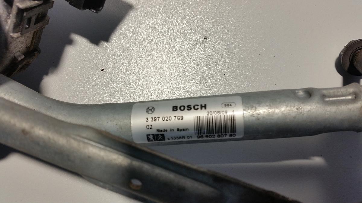Peugeot 207 orig Wischergest&auml;nge mit Wischermotor Bj 2009