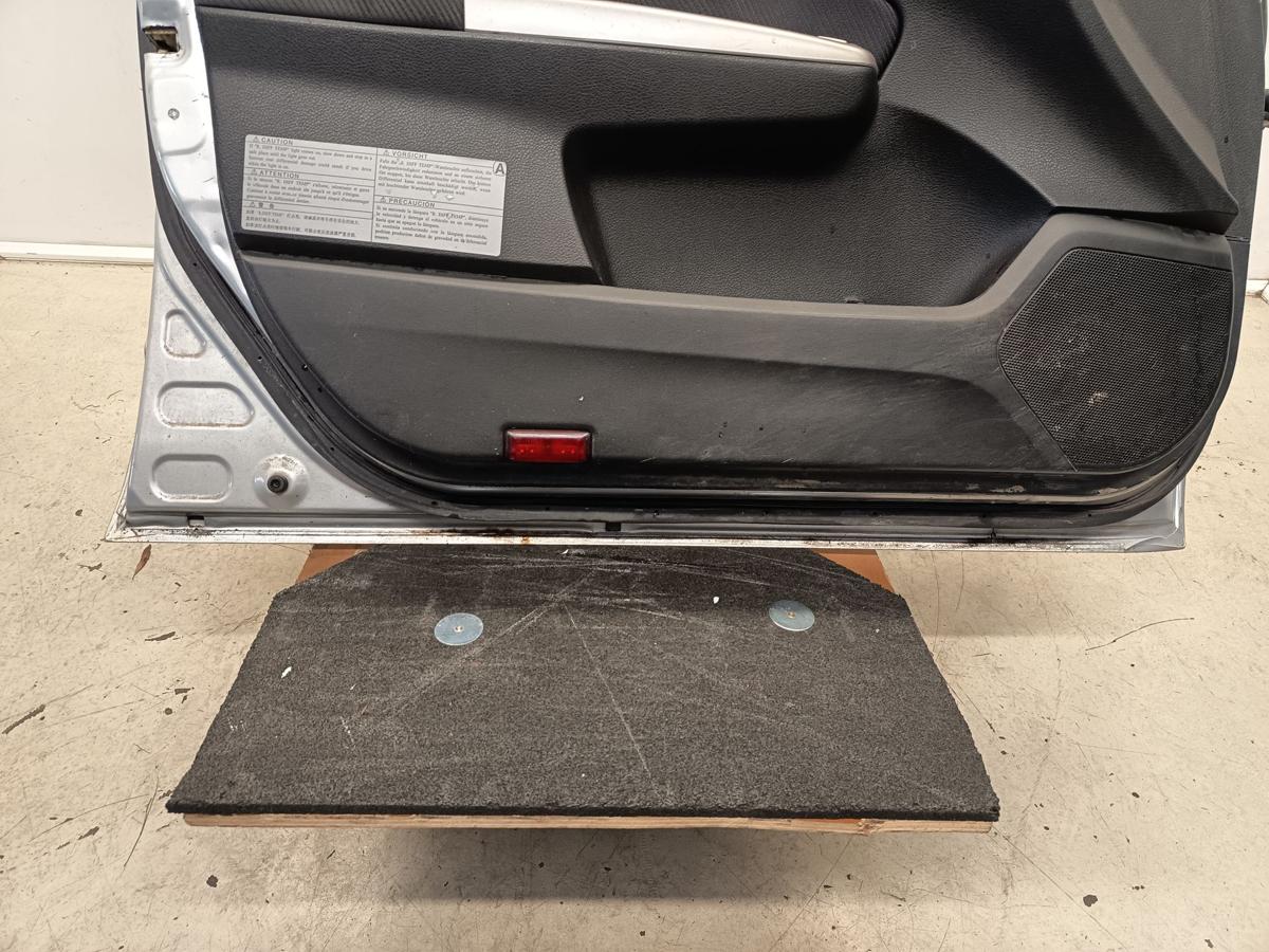 Subaru Forester SH original T&uuml;r vorne links C3S Spark Silver Bj 2008