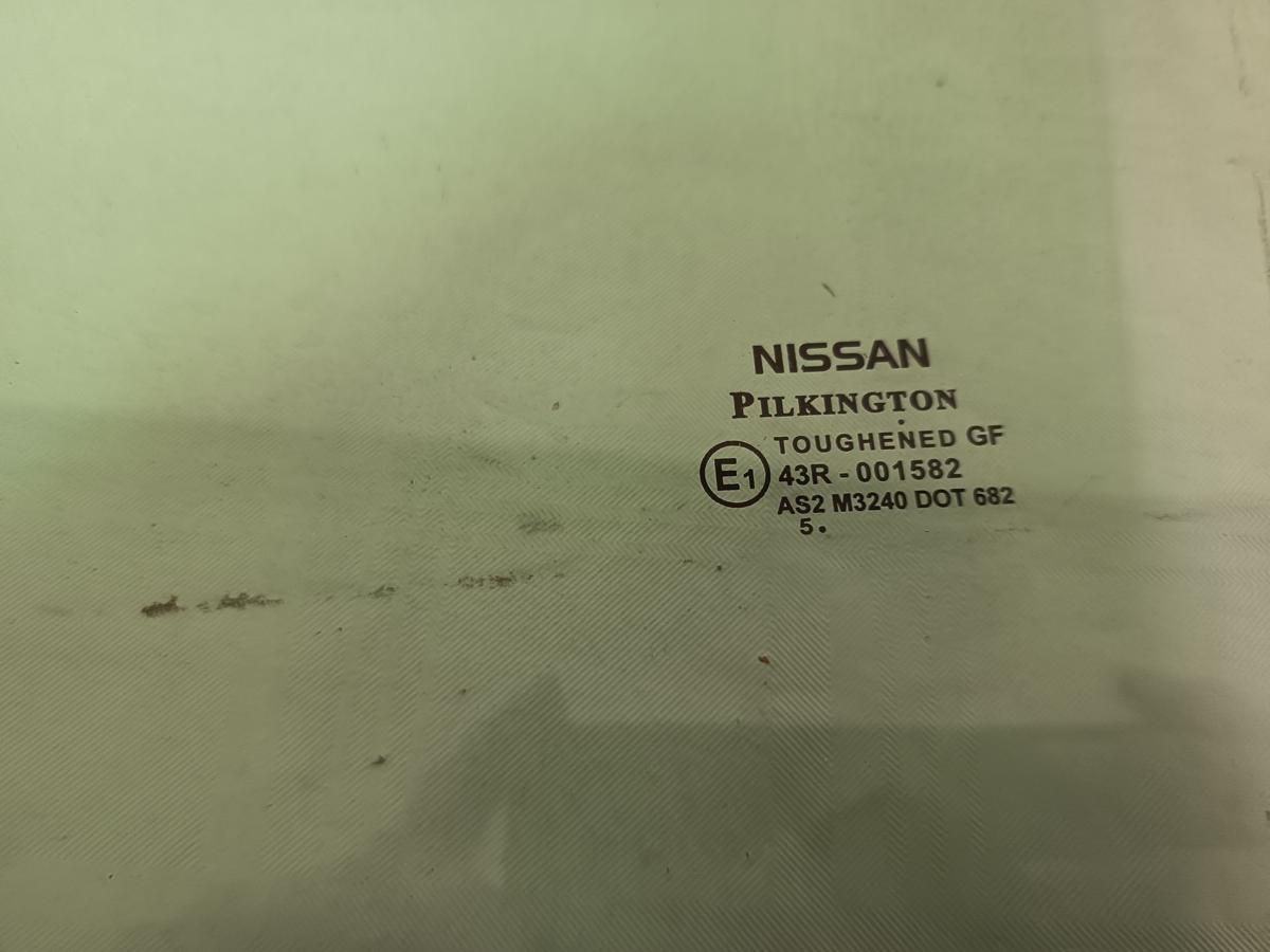 Nissan Micra K12 Cabrio originale Türscheibe vorn links Bj 2006