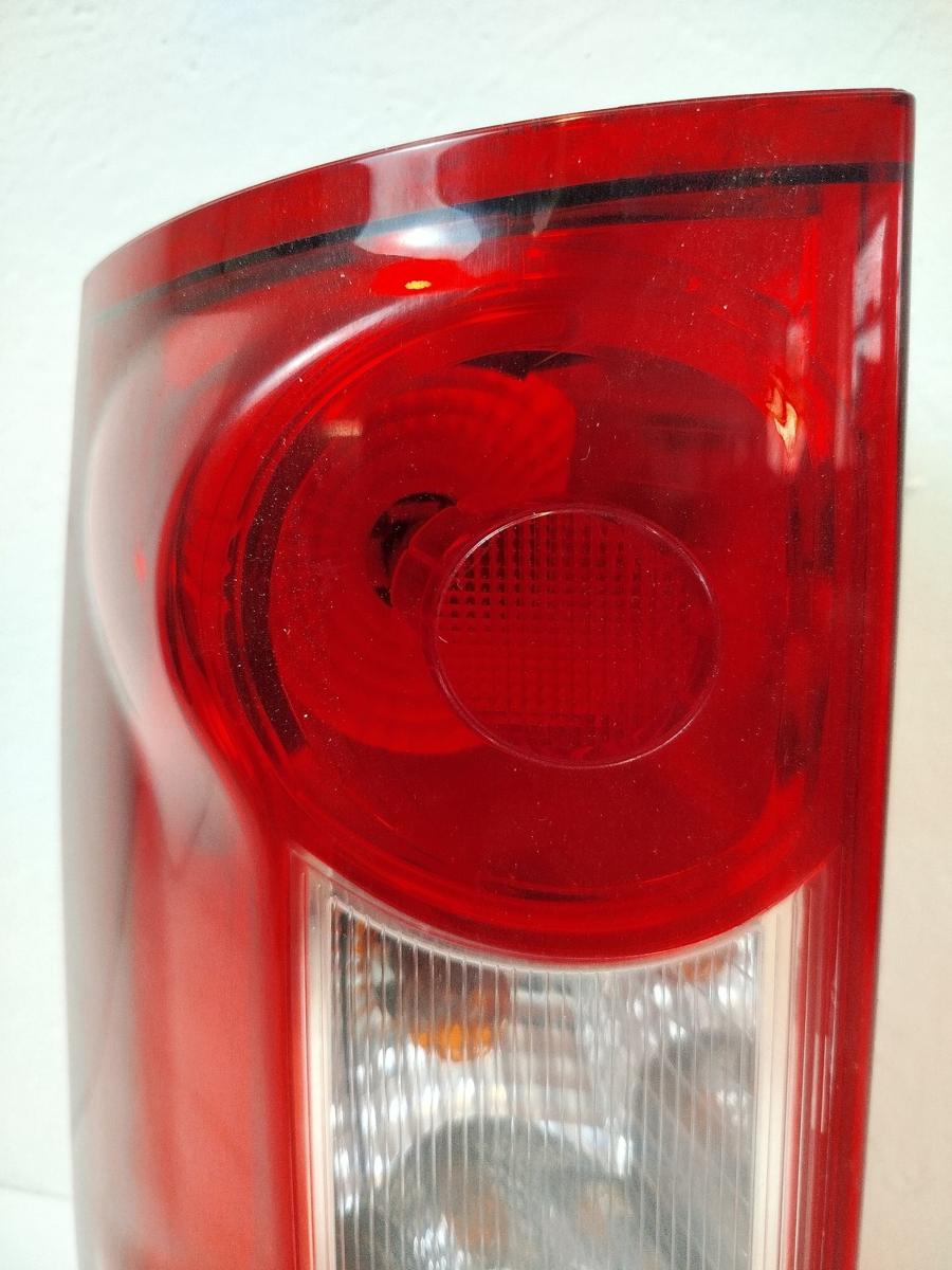 Dacia Logan MCV Rückleuchte Schlussleuchte Rücklicht Lampe hinten links