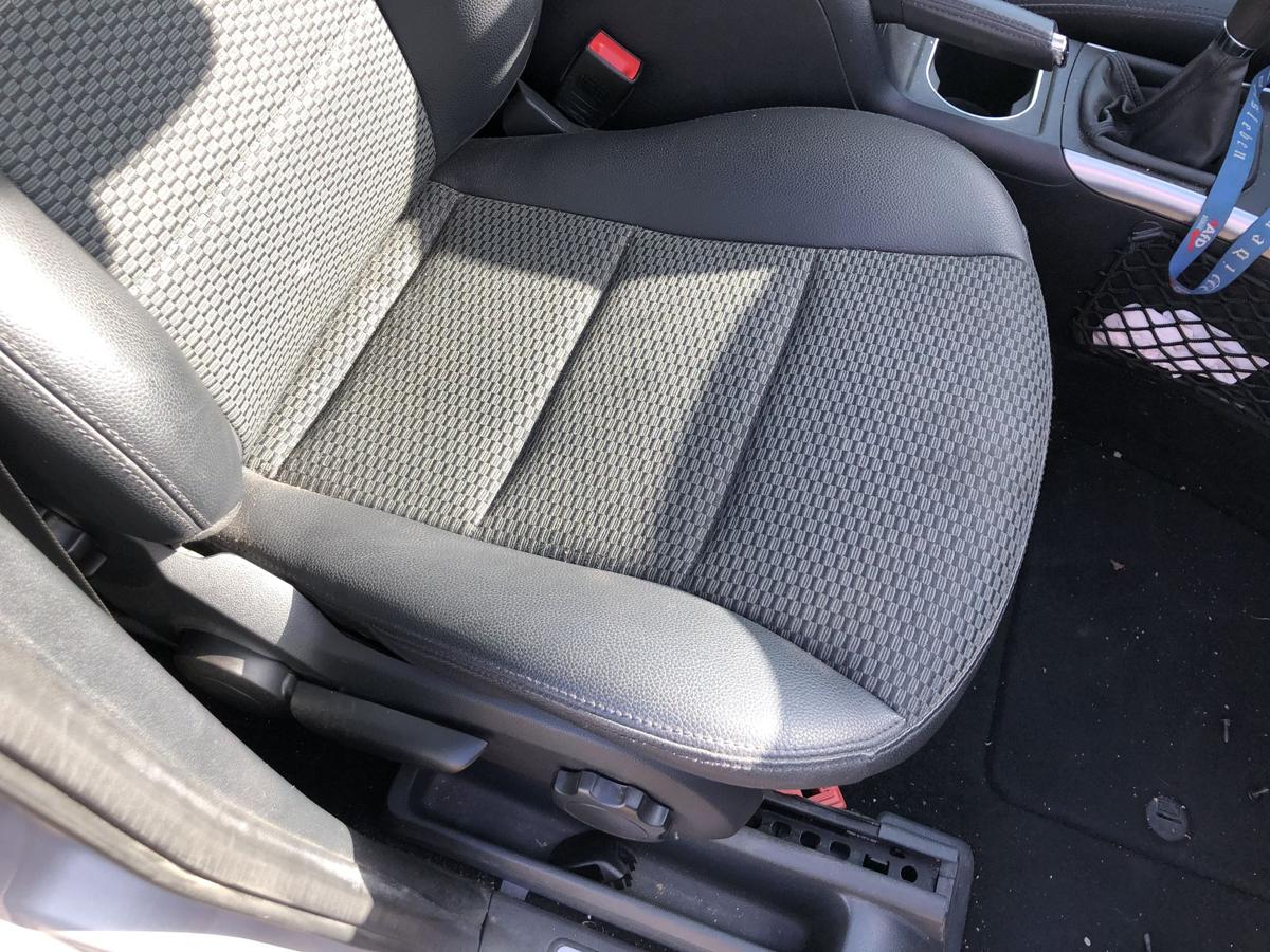 Mercedes A Klasse W169 ab 08 Sitz vorn rechts Beifahrersitz 5 türer Kunstleder