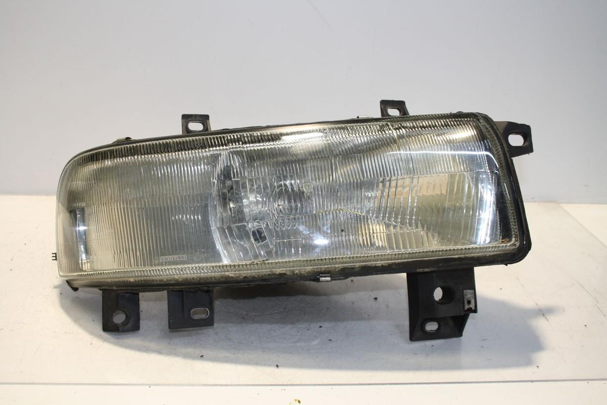 Renault Master II Kasten Nachbau Scheinwerfer rechts Halogen ABS Bj 2001