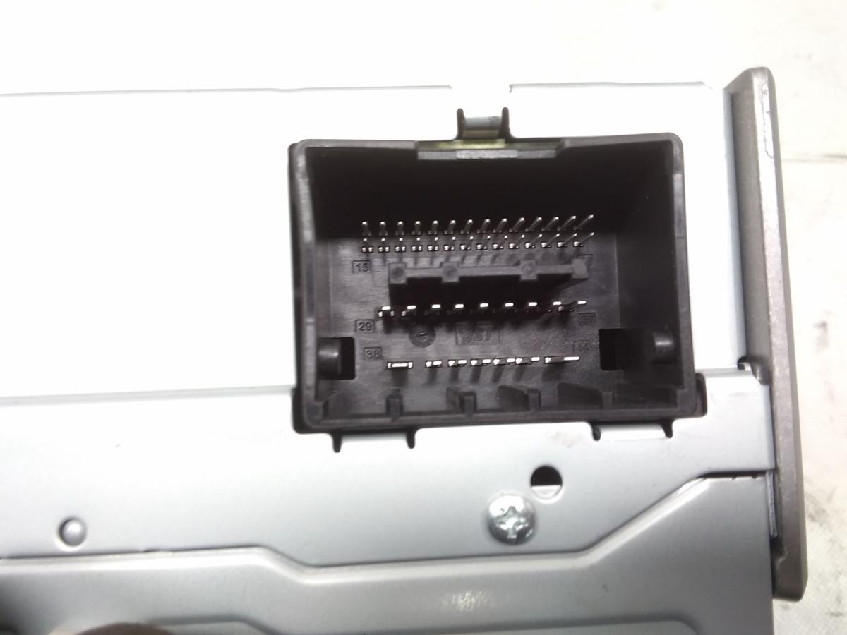 Opel Meriva B original Radio CD300 mit CD-Laufwerk Bj.2012 22836292