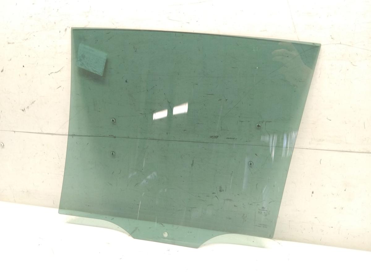 VW Golf Sportsvan T&uuml;rscheibe hinten rechts original abgedunkelt Bj.2017