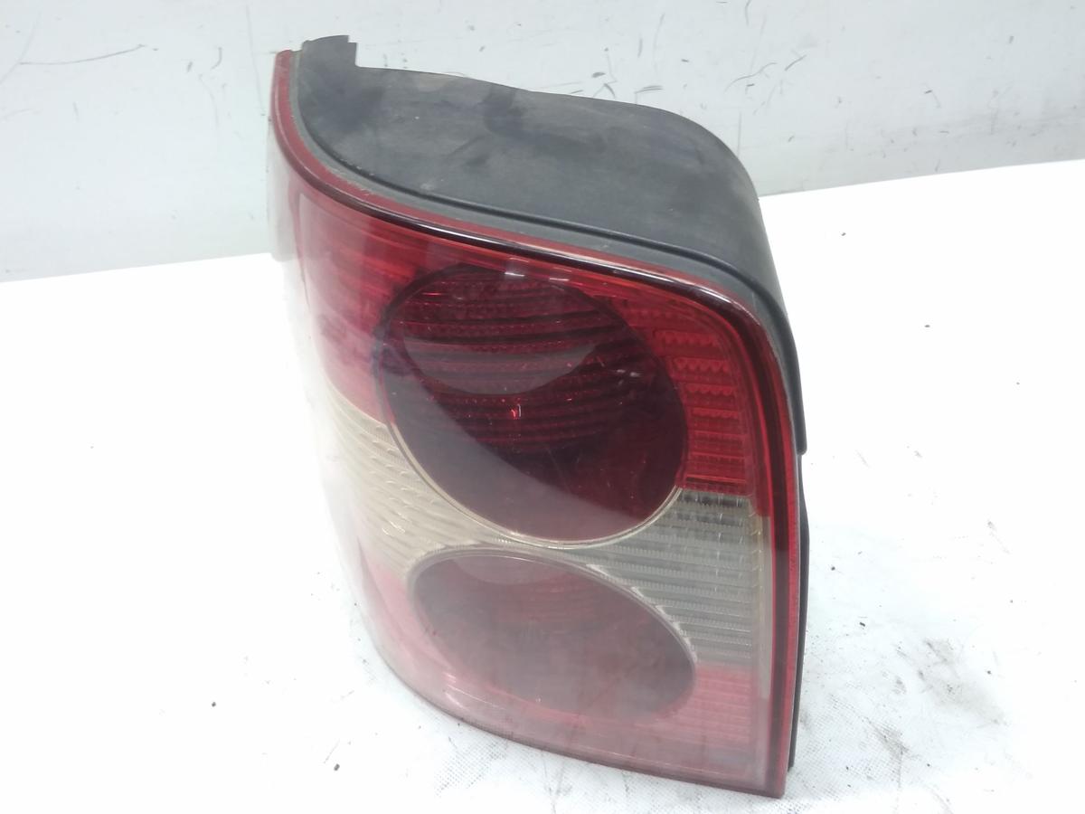 VW Passat 3BG Variant Kombi original R&uuml;ckleuchte Heckleuchte links BJ2001