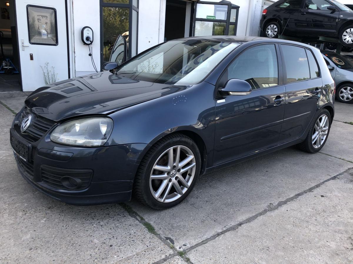 VW Golf 5 V 1K Komplettradsatz Alufelgen Siena Allwetter Conti Barum 225 45R17