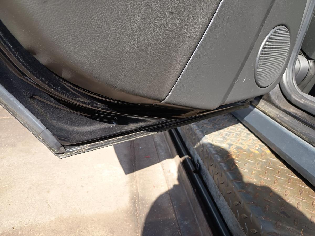 Opel Signum original T&uuml;r hinten links Z20R Saphirschwarz Baujahr 2005