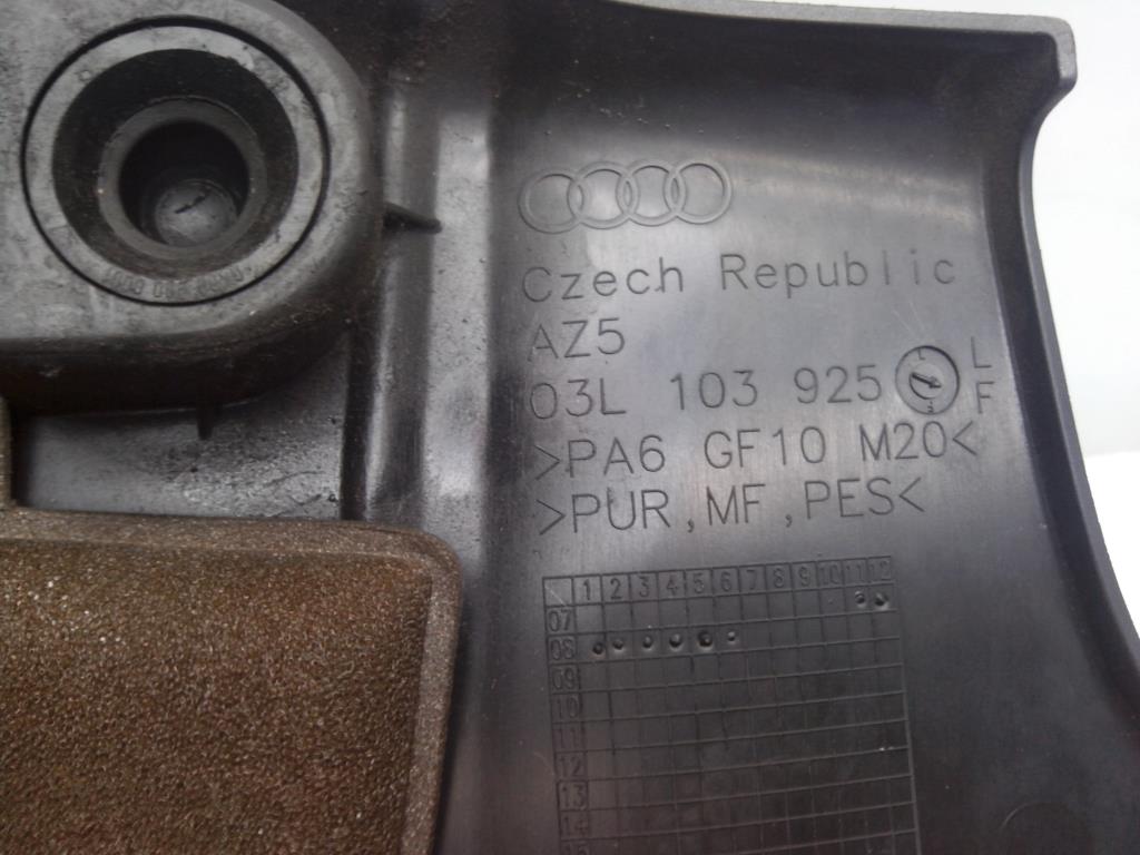 Audi A4 8K Abdeckung Motor 03L103925F BJ2008 2.0TDI 105kw CAGA