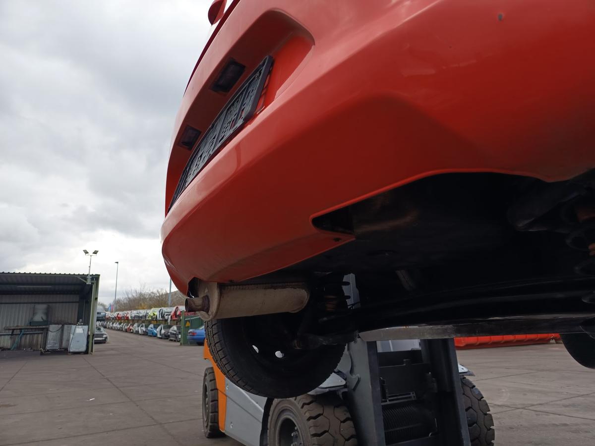 Ford KA RU8 original Sto&szlig;stange F&auml;nger hinten Heck Sunriserot Bj 2010