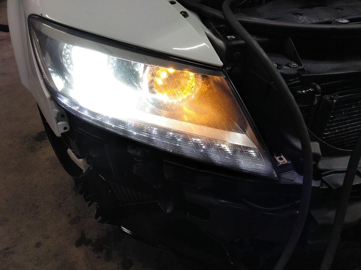 VW Phaeton GP3 GP4 original Bi-Xenon Scheinwerfer rechts Bj.2015