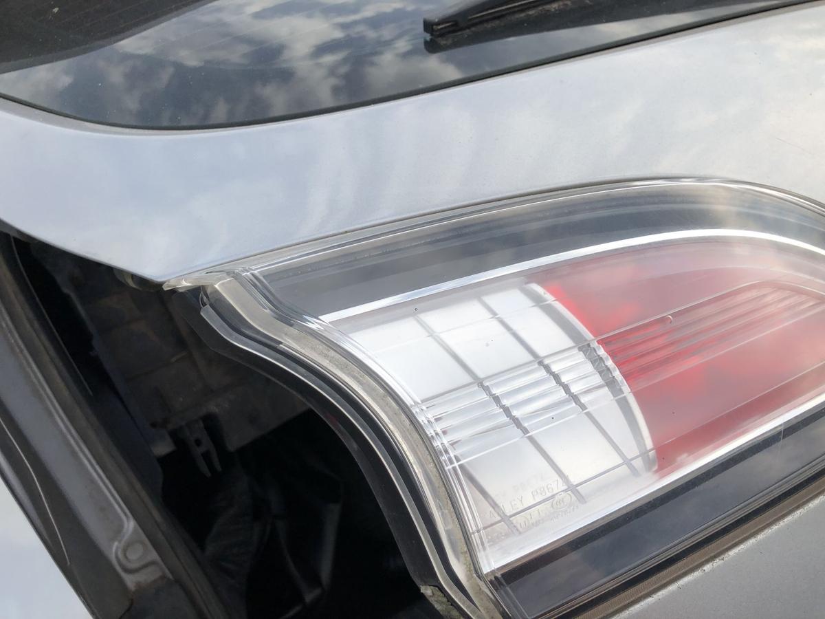Mazda 3 Typ BL Rückleuchte außen links Rücklicht Heckleuchte 5trg OEM