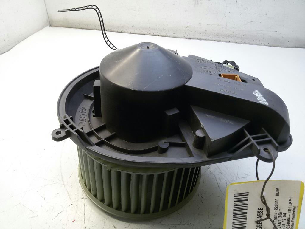 Audi A4 B5 8D Gebläsemotor Heizung Klima 8D1820021 740221233F BEHR BJ1997