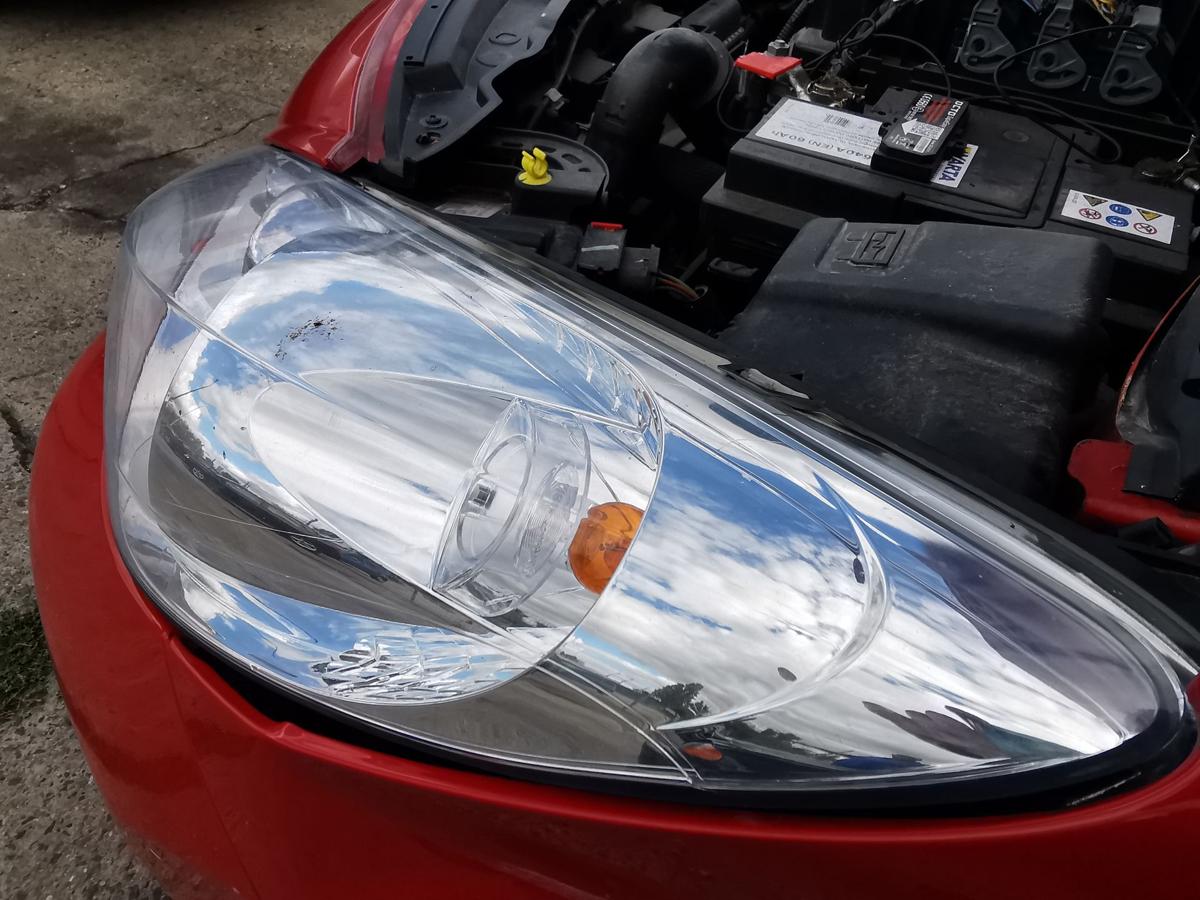 Peugeot 207SW WE Scheinwerfer Hauptscheinwerfer Frontscheinwerfer vorn links