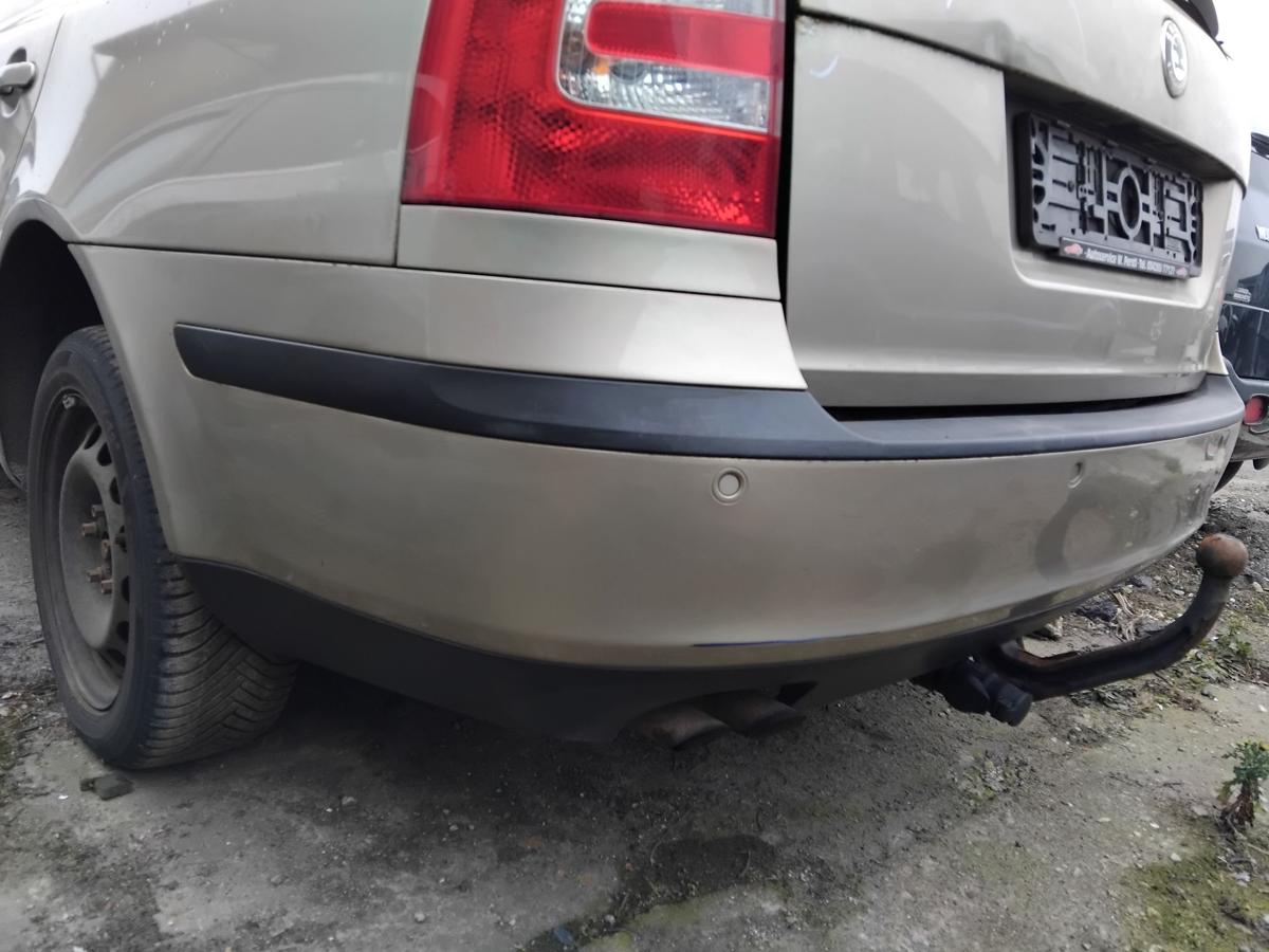 Skoda Octavia 2 Kombi 1Z original Sto&szlig;f&auml;nger Sto&szlig;stange hinten PDC BJ2005 LF8F saharabeigemetallic