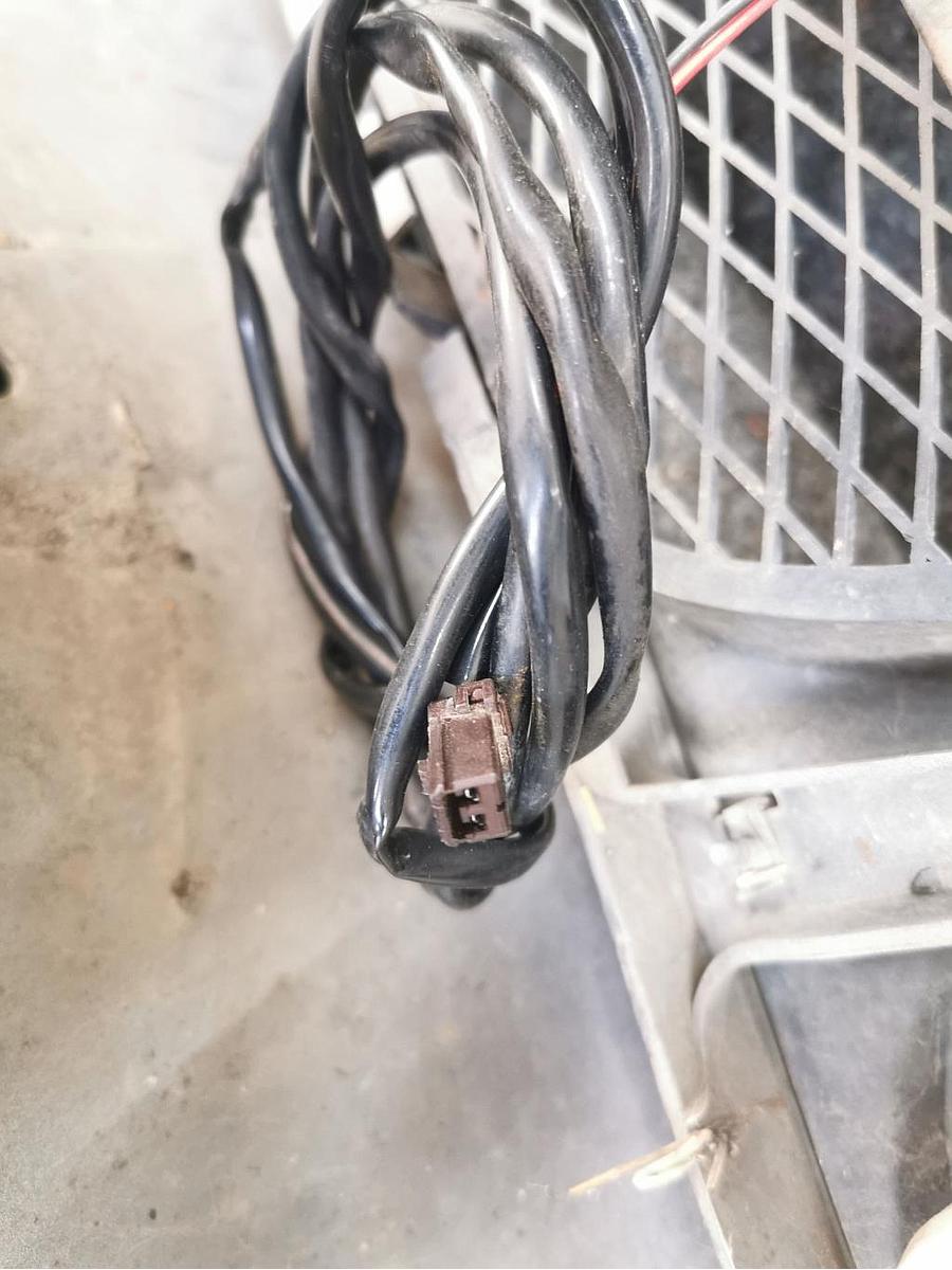 Fiat Doblo 223 BJ 2007 Sto&szlig;stange vorn Sto&szlig;f&auml;nger 05-10