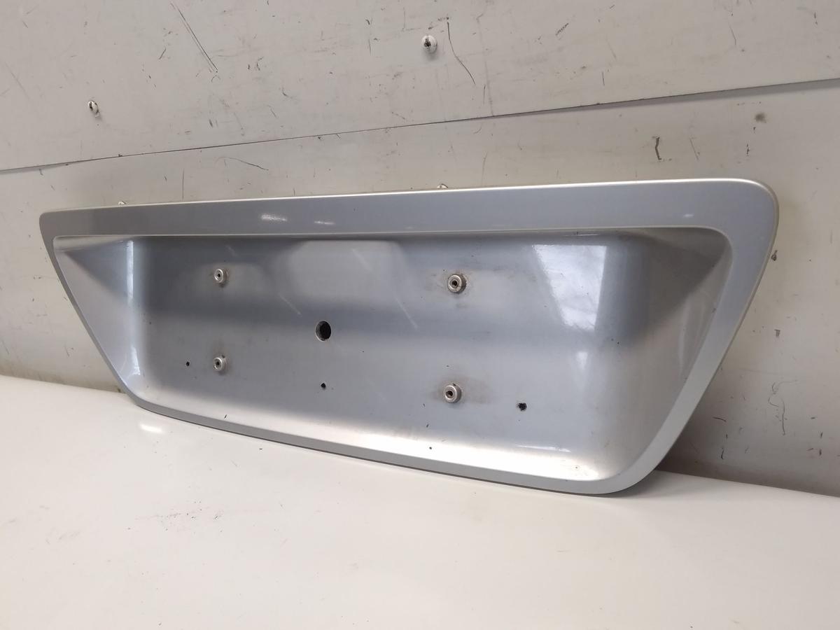 Mercedes C Klasse S203 T-Modell original Blende Heckklappe Bj.2001 brillantsilbermetallic 744