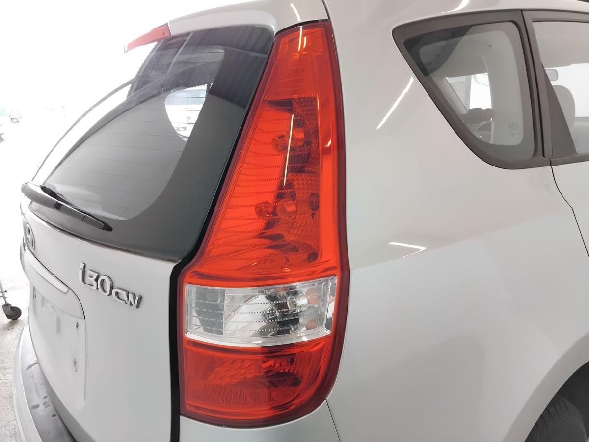 Hyundai i30cw Kombi FD original R&uuml;ckleuchte Schlussleuchte rechts BJ2009
